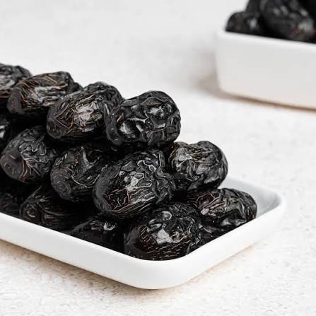 Soft Black Khupro Dates 1 Kg